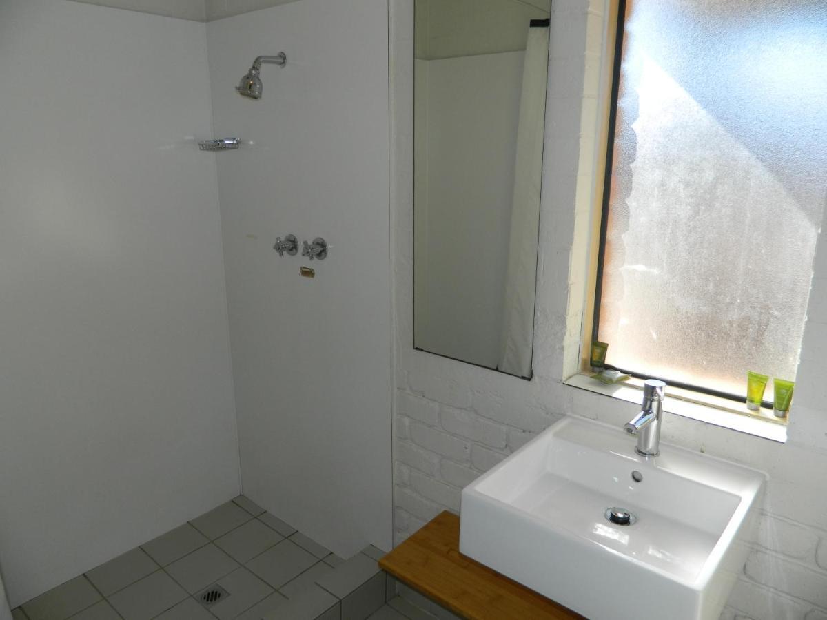 Geraldton'S Ocean West Holiday Units & Short Stay Accommodation Экстерьер фото